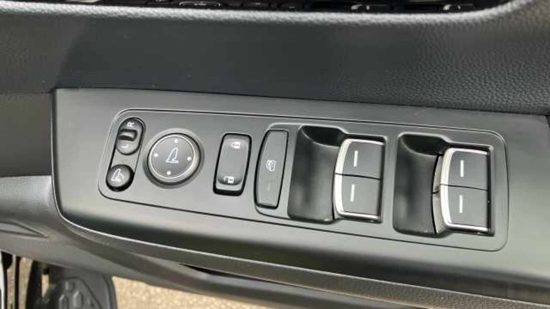 Honda CR-V 2.0 eHEV Advance 5dr eCVT Hybrid Estate 
