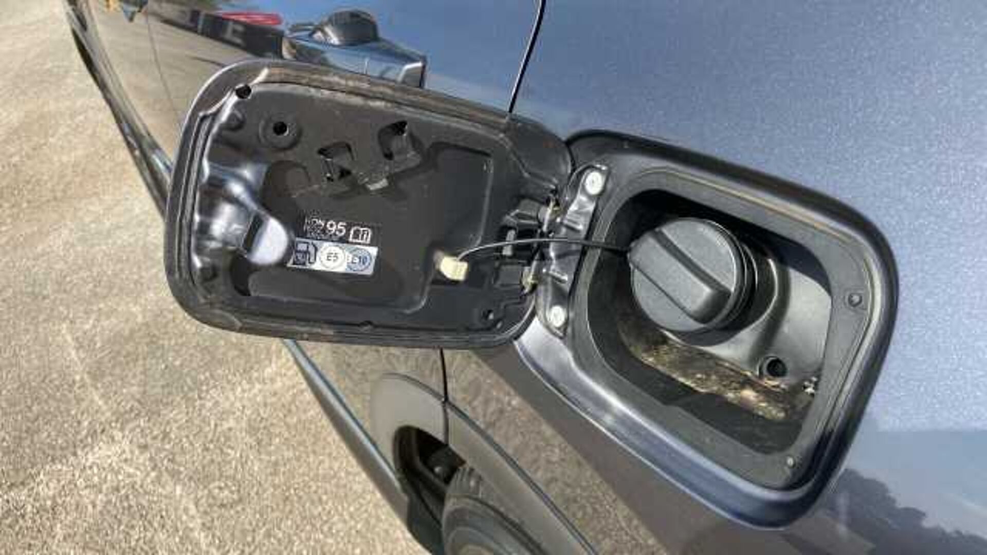 Honda CR-V 2.0 i-MMD Hybrid SR 2WD 5dr eCVT Hybrid Estate 