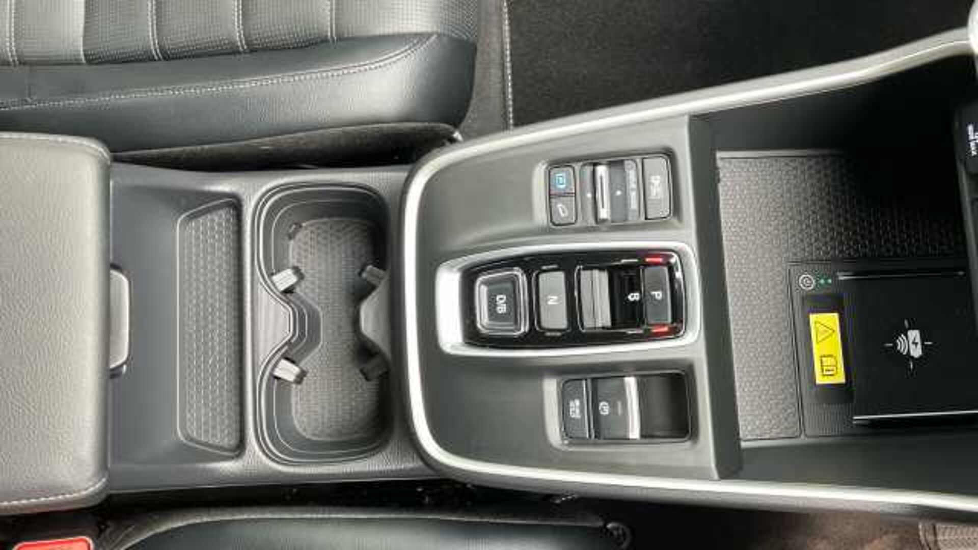 Honda CR-V 2.0 ePHEV Advance Tech 5dr eCVT Estate 