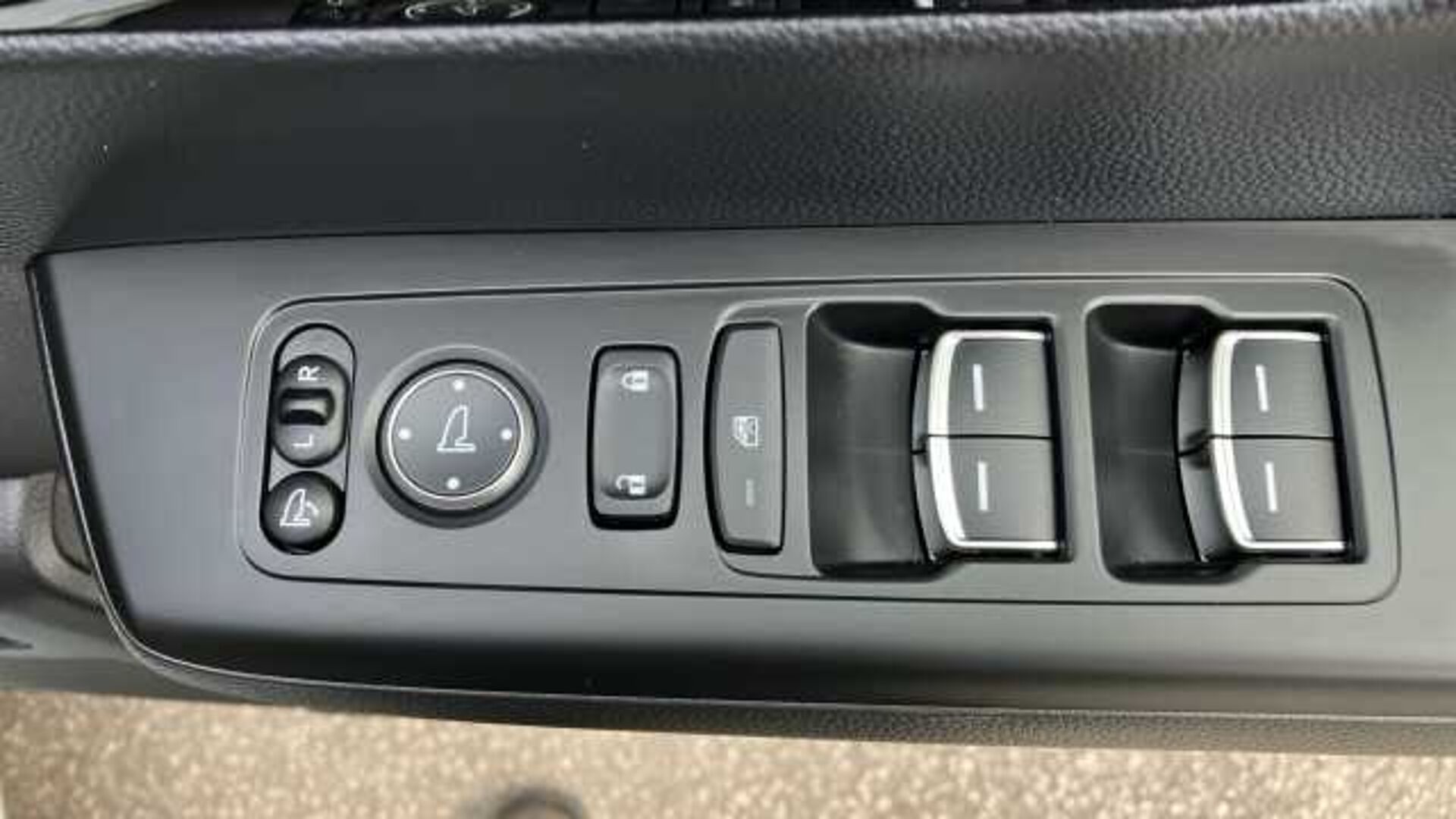 Honda CR-V 2.0 ePHEV Advance Tech 5dr eCVT Estate 