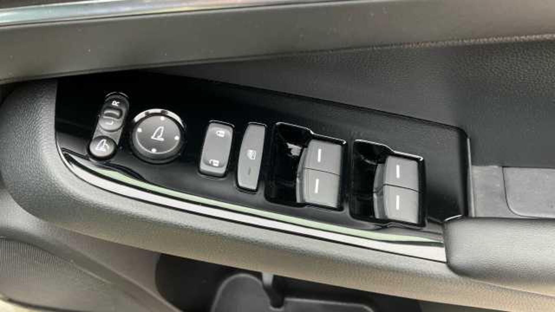 Honda HR-V 1.5 eHEV Advance 5dr CVT Hybrid Hatchback 