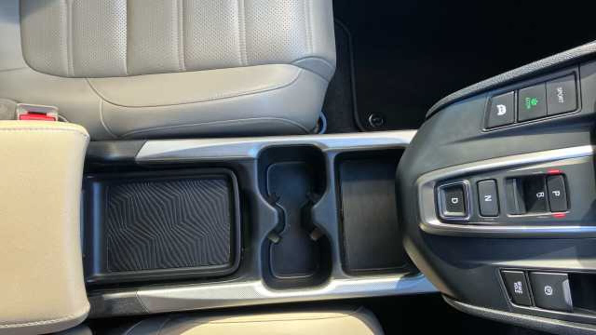 Honda CR-V 2.0 i-MMD Hybrid SR 5dr eCVT Hybrid Estate 