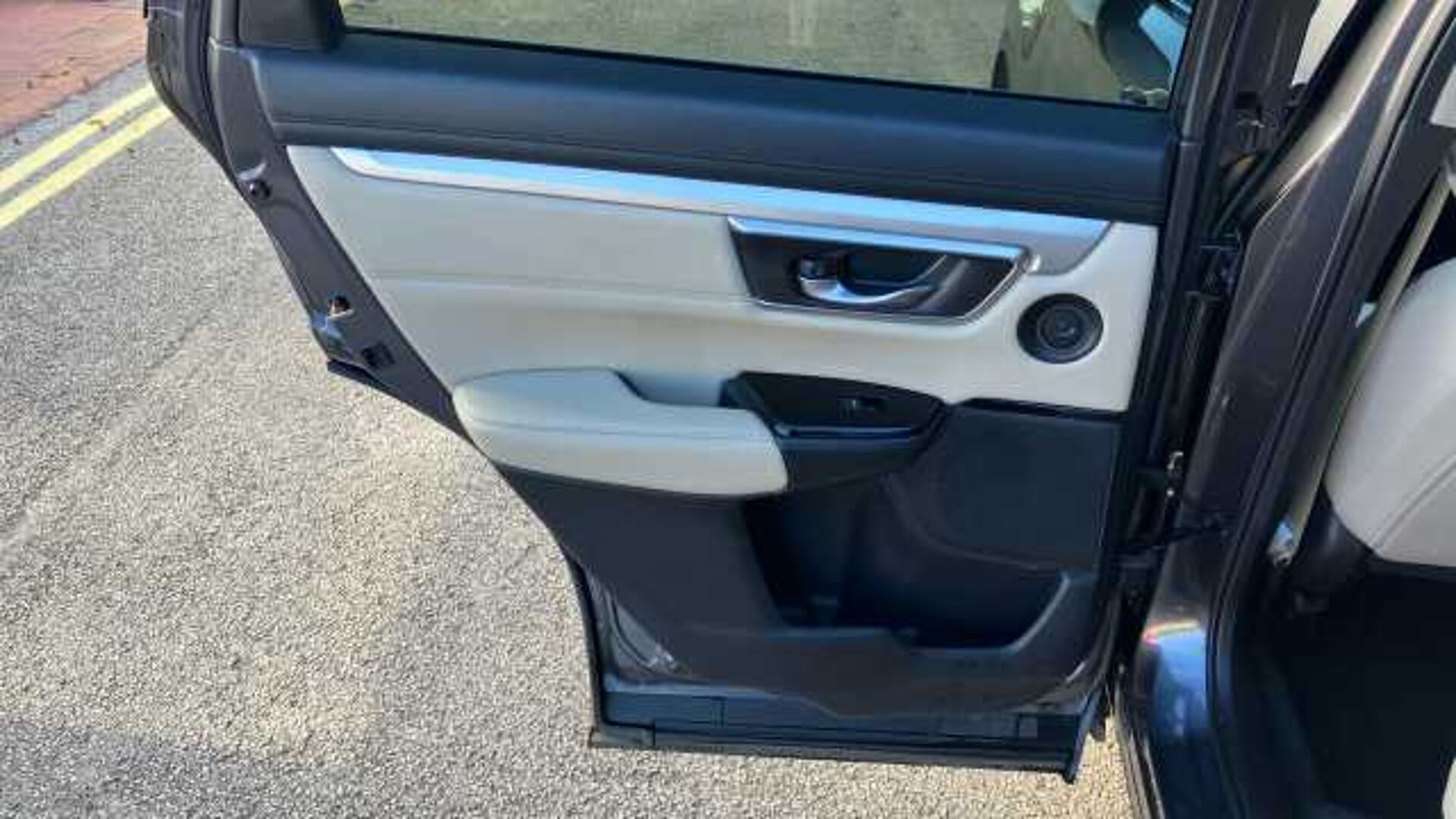 Honda CR-V 2.0 i-MMD Hybrid SR 5dr eCVT Hybrid Estate 