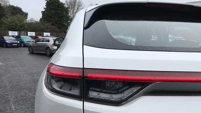 Honda HR-V 1.5 eHEV Elegance 5dr CVT Hybrid Hatchback 