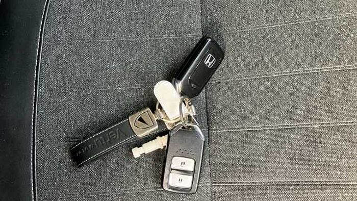 Honda Jazz 1.5 i-MMD Hybrid SR 5dr eCVT Hybrid Hatchback 