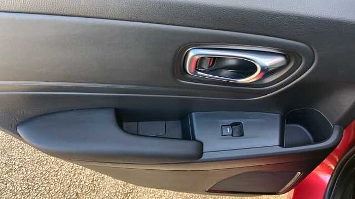 Honda HR-V 1.5 eHEV Elegance 5dr CVT Hybrid Hatchback 