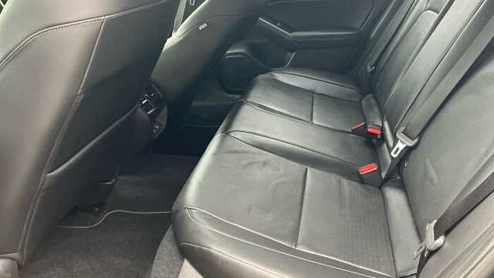 Honda Civic 2.0 eHEV Advance 5dr CVT Hybrid Hatchback 