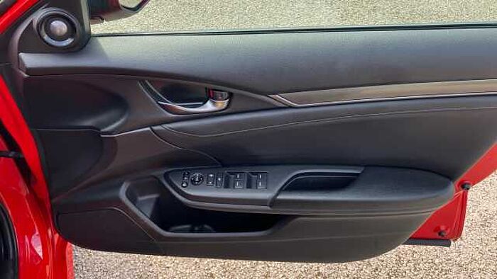 Honda Civic 1.5 VTEC Turbo Prestige 5dr CVT Petrol Hatchback 