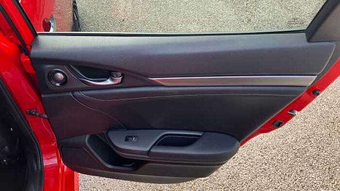 Honda Civic 1.5 VTEC Turbo Prestige 5dr CVT Petrol Hatchback 