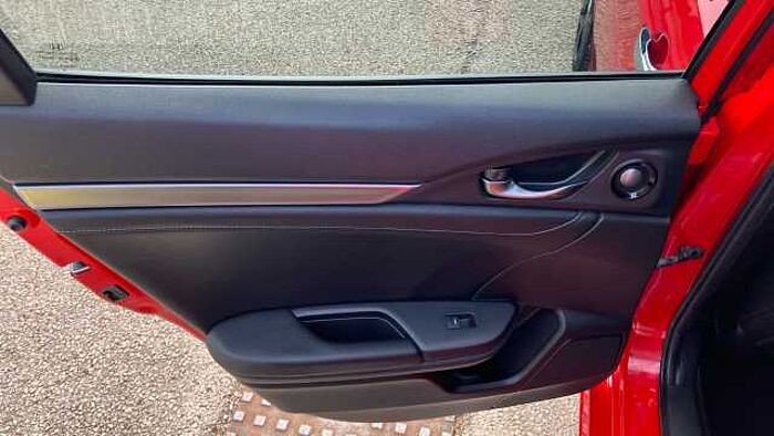 Honda Civic 1.5 VTEC Turbo Prestige 5dr CVT Petrol Hatchback 