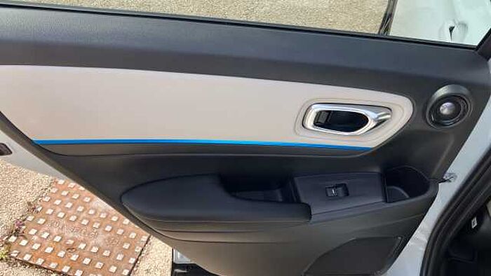 Honda HR-V 1.5 eHEV Advance Style 5dr CVT Hybrid Hatchback 