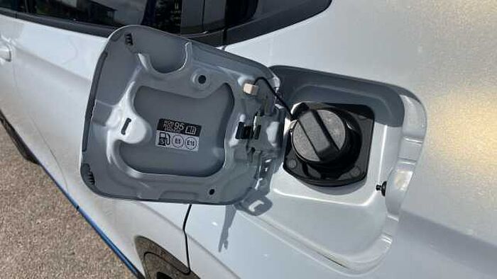 Honda HR-V 1.5 eHEV Advance Style 5dr CVT Hybrid Hatchback 