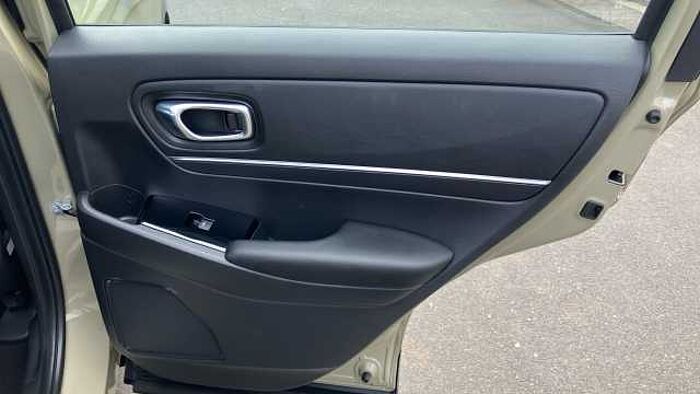 Honda HR-V 1.5 eHEV Advance 5dr CVT Hybrid Hatchback 