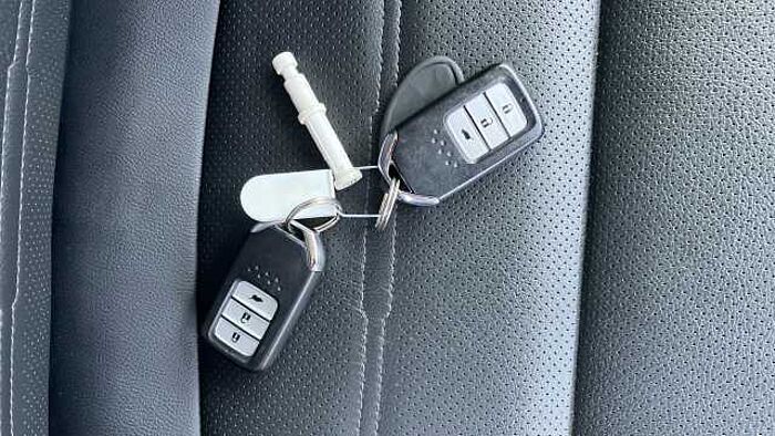 Honda CR-V 2.0 i-MMD Hybrid SR 2WD 5dr eCVT Hybrid Estate 