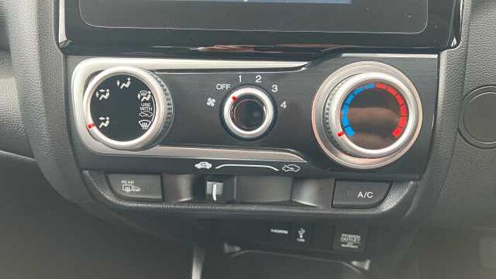Honda Jazz 1.3 i-VTEC SE 5dr CVT Petrol Hatchback 