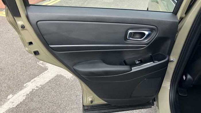 Honda HR-V 1.5 eHEV Advance 5dr CVT Hybrid Hatchback 