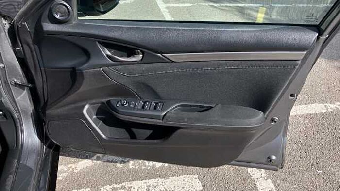 Honda Civic 1.5 VTEC Turbo Sport 5dr Petrol Hatchback 