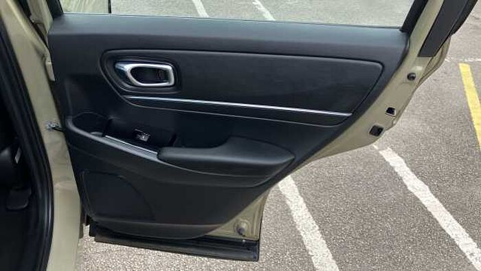 Honda HR-V 1.5 eHEV Advance 5dr CVT Hybrid Hatchback 