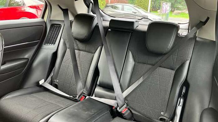 Honda HR-V 1.5 eHEV Advance 5dr CVT Hybrid Hatchback 