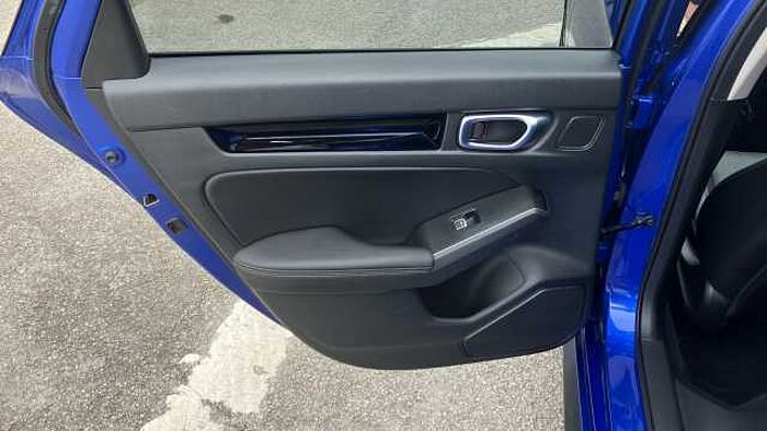 Honda Civic 2.0 eHEV Advance 5dr CVT Hybrid Hatchback 