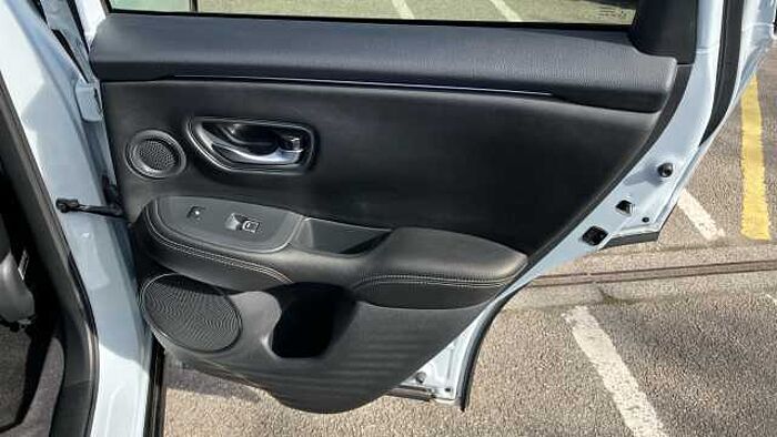 Honda ZR-V 2.0 eHEV Advance 5dr CVT Hybrid Estate 