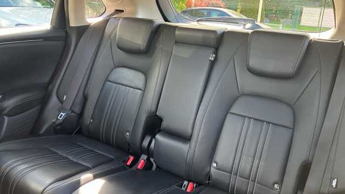 Honda ZR-V 2.0 eHEV Advance 5dr CVT Hybrid Estate 