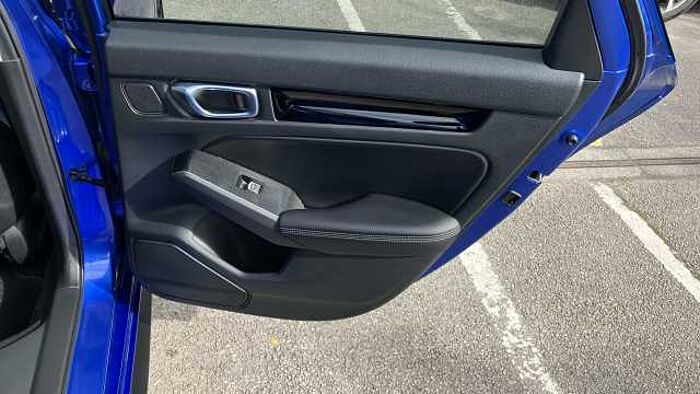 Honda Civic 2.0 eHEV Advance 5dr CVT Hybrid Hatchback 
