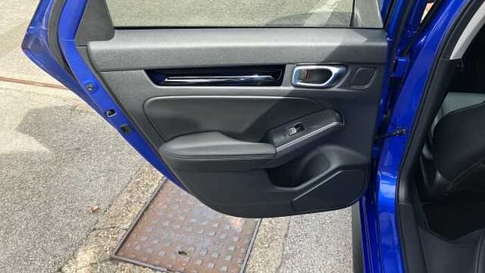 Honda Civic 2.0 eHEV Advance 5dr CVT Hybrid Hatchback 
